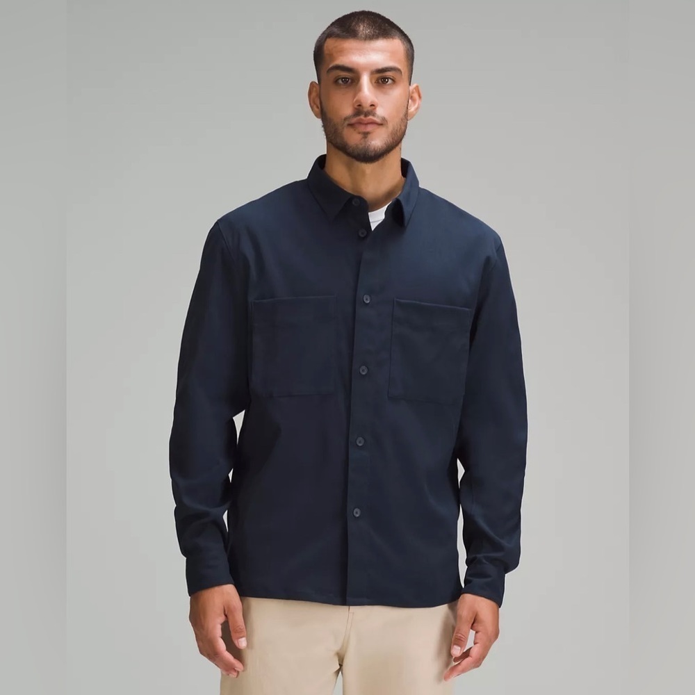 lululemon athletica Men's Dark Navy Button-Up Shirt